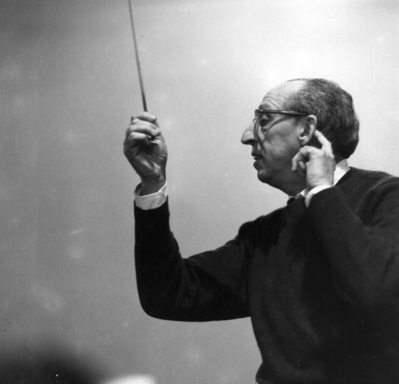 Aaron Copland - The Tender Land - 1. Introduction and Love Music
